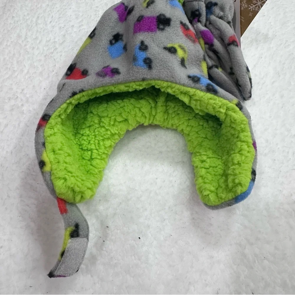 Boy’s Hat and Mitten Set (9-18 months)